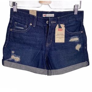 LEVI’S Girlfriend Shorty Shorts